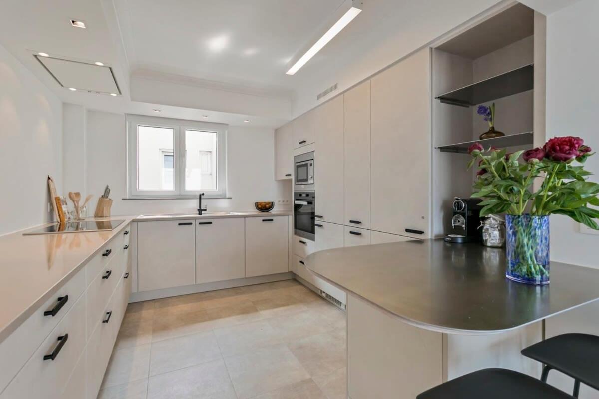 Huswell - Panoramic Seaview Apartment In 'T Zoute Knokke-Heist Exterior foto