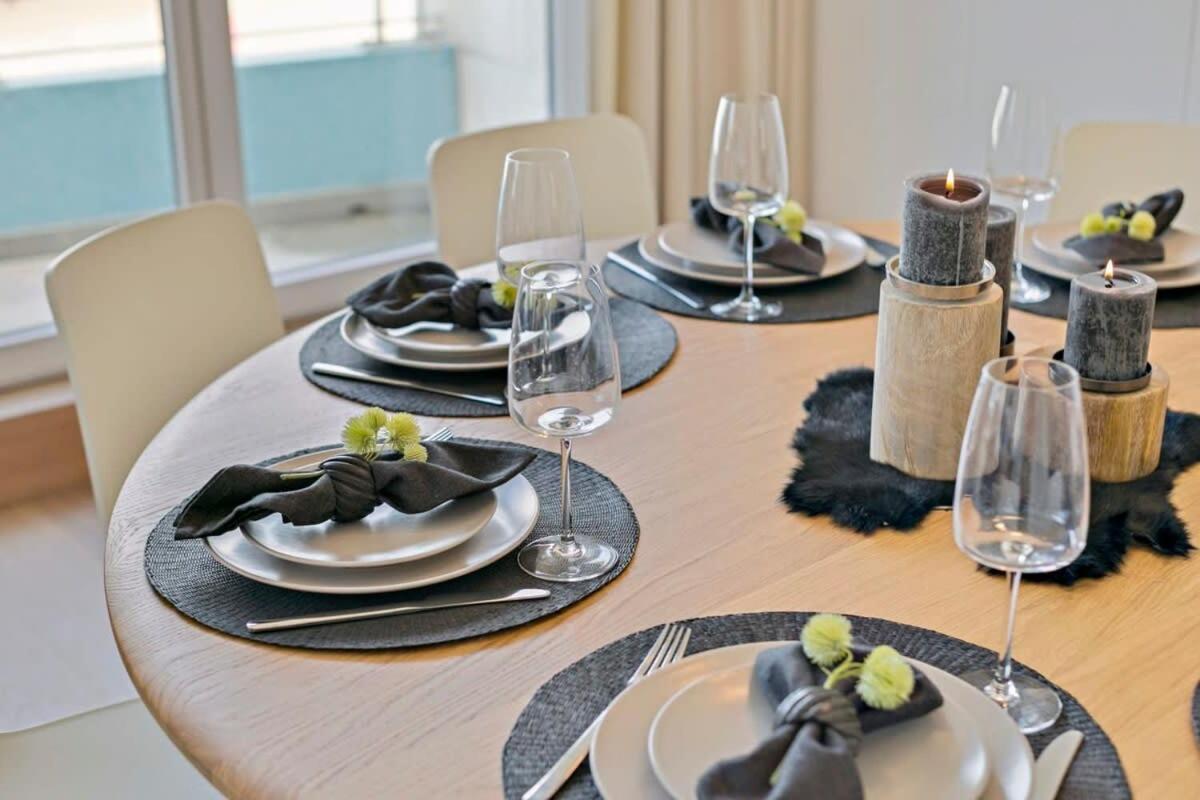 Huswell - Panoramic Seaview Apartment In 'T Zoute Knokke-Heist Exterior foto